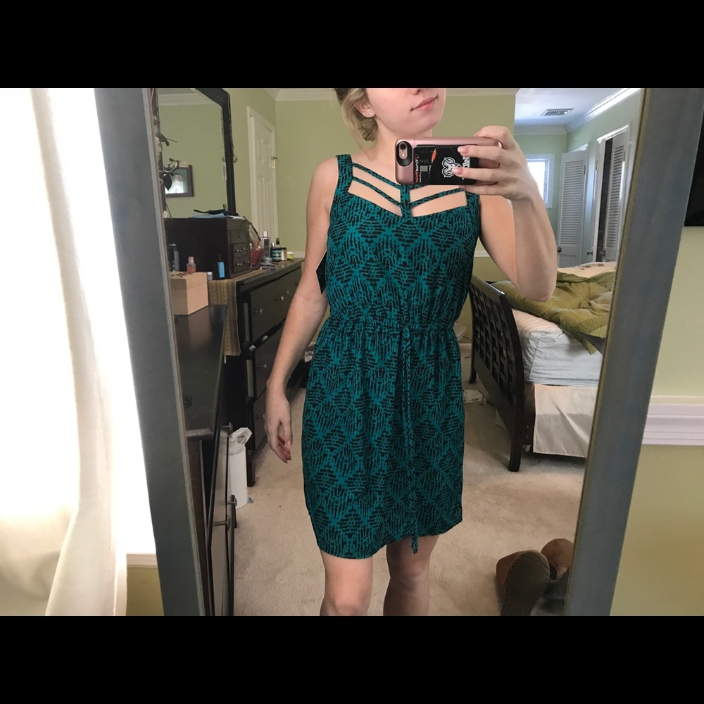 flowy dress